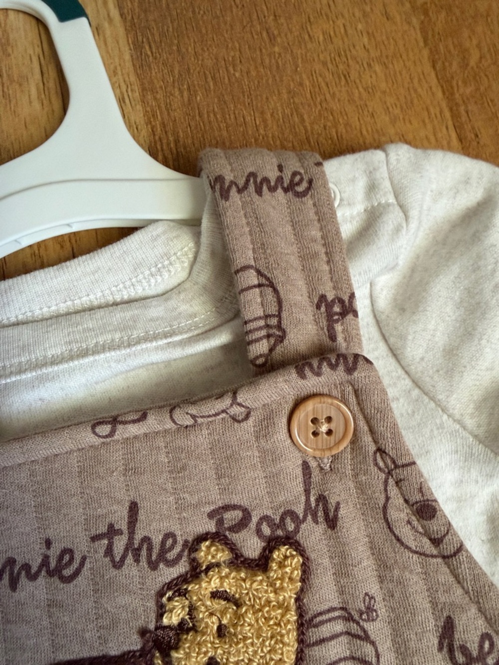 Baby 2pc Disney Winnie The Pooh Long Sleeve Bodysuit & Overalls Set - Tan 0-3M - Picture 6 of 8